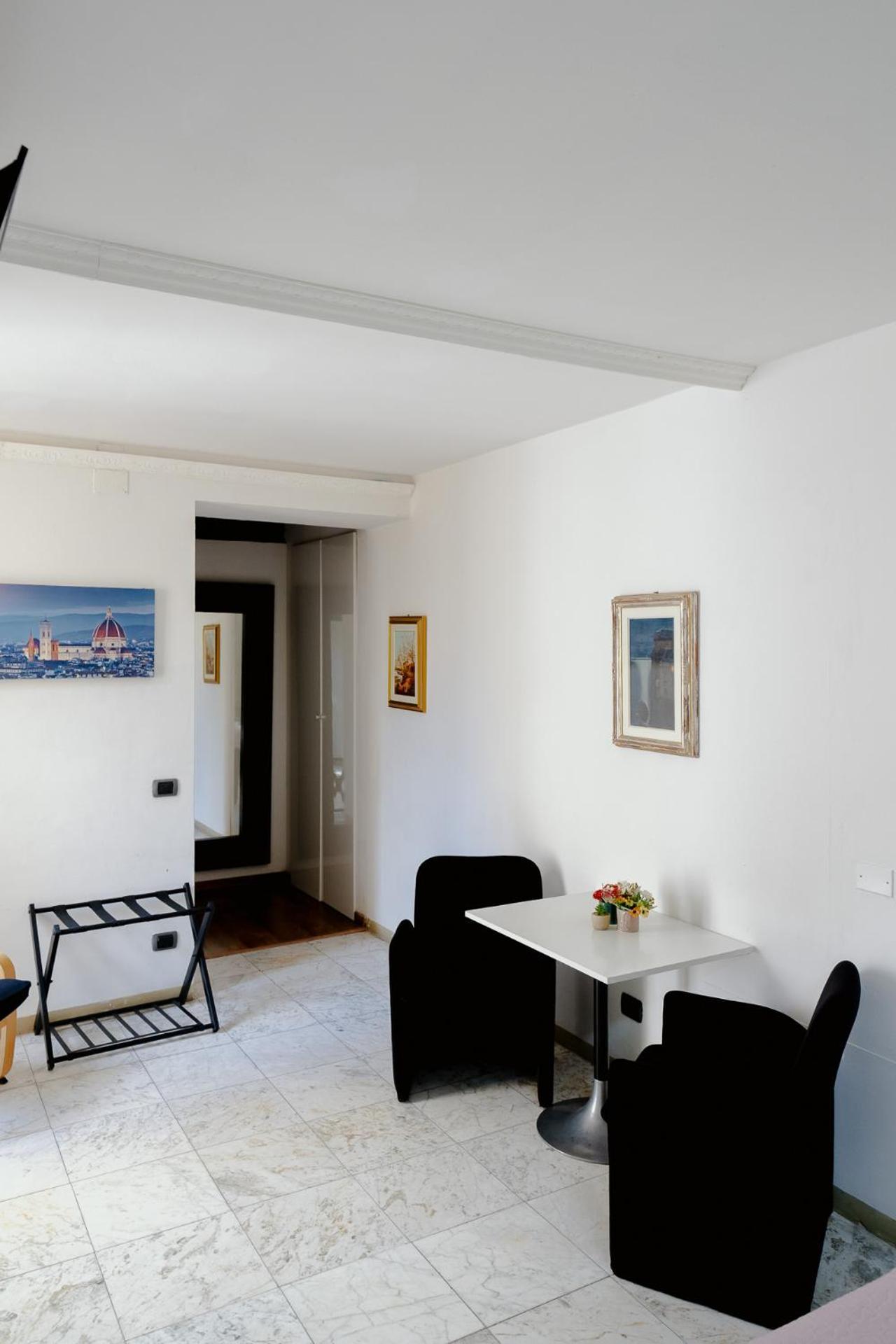 Apartamento 11 Duomo - Monolocale Caratteristico Florencia Exterior foto